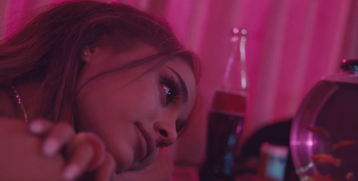 Rise of the pink aesthetics in music videos